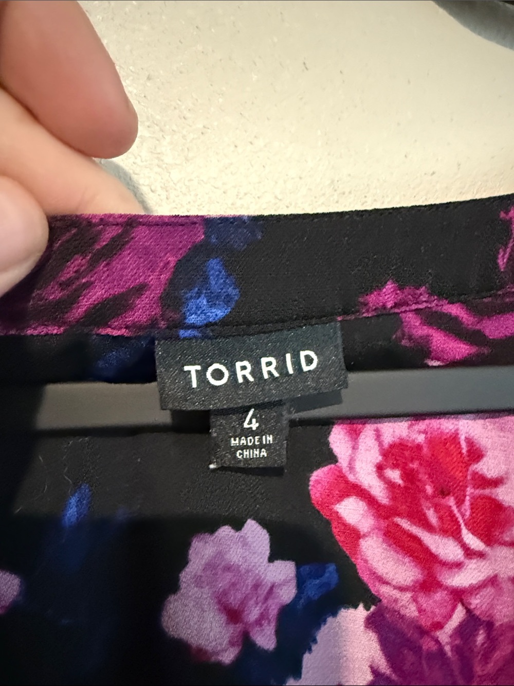 torrid Black Tunic Top with Pink & Purple Floral Print - Picture 2 of 6